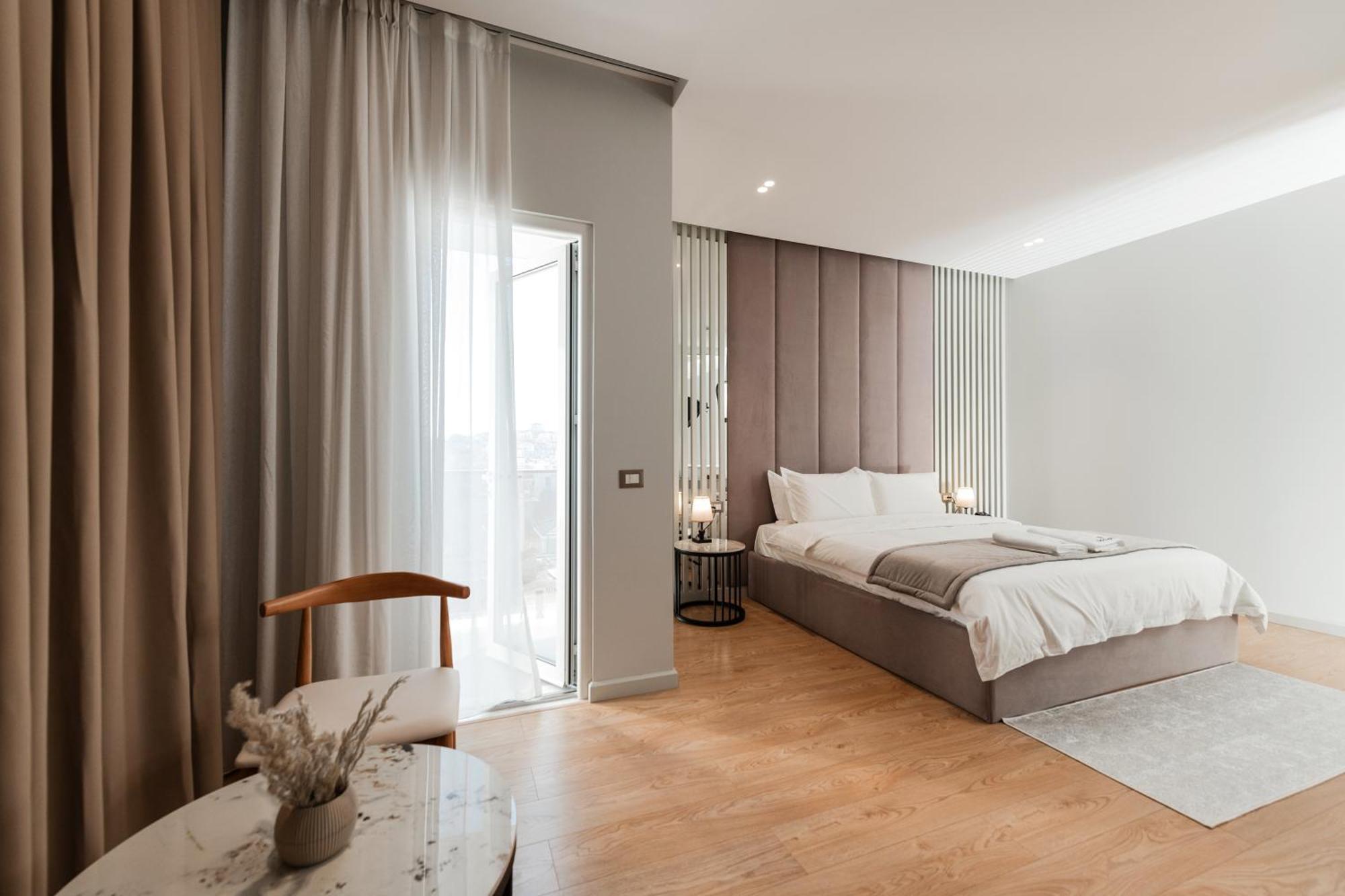 Troci Hotel Kamez Екстер'єр фото