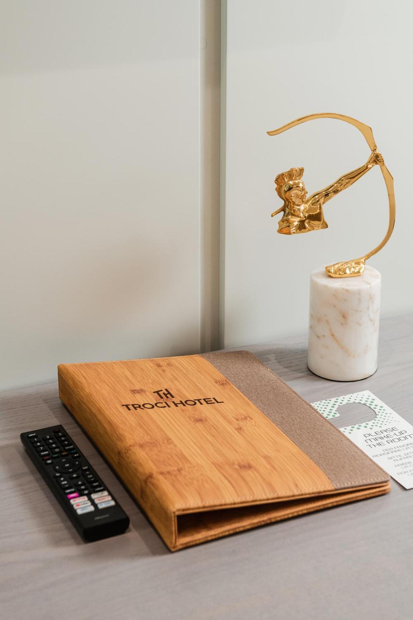 Troci Hotel Kamez Екстер'єр фото
