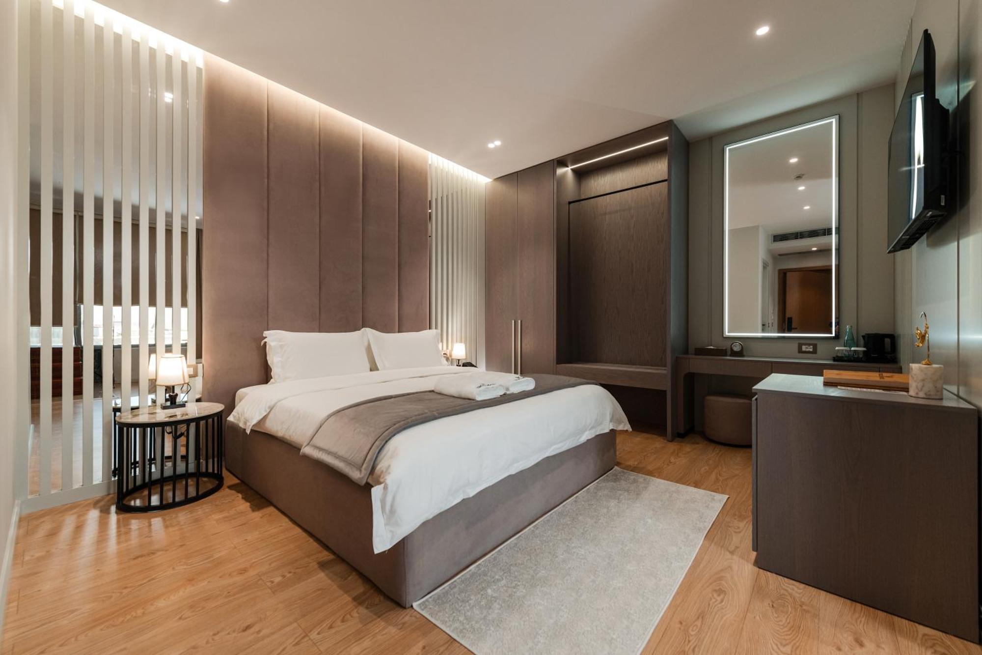 Troci Hotel Kamez Екстер'єр фото