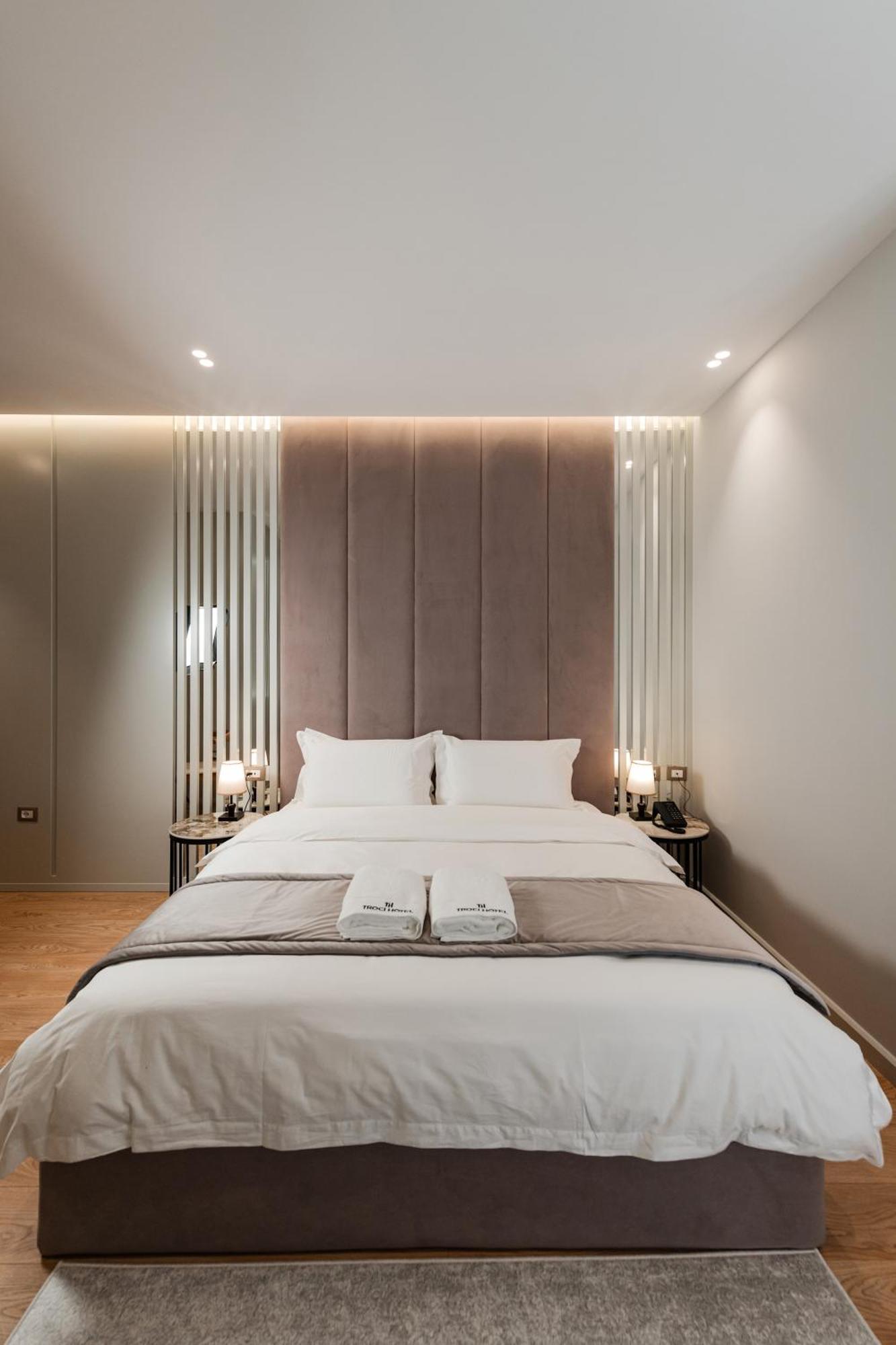 Troci Hotel Kamez Екстер'єр фото