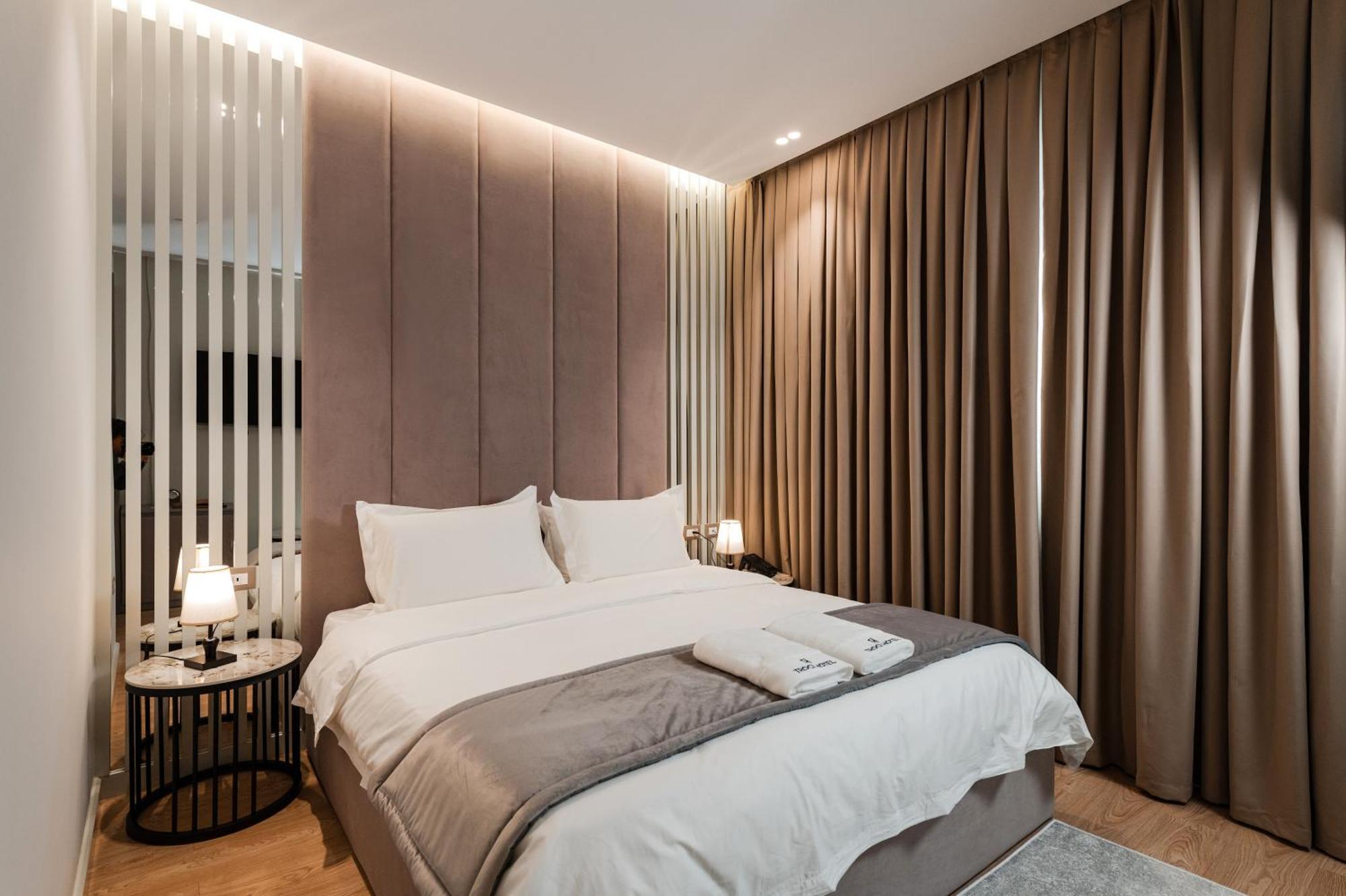 Troci Hotel Kamez Екстер'єр фото